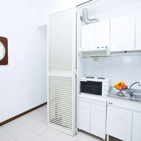 Y Residencia Tassoni Apartahotel