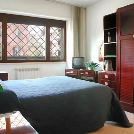 Y Residencia Tassoni Apartahotel