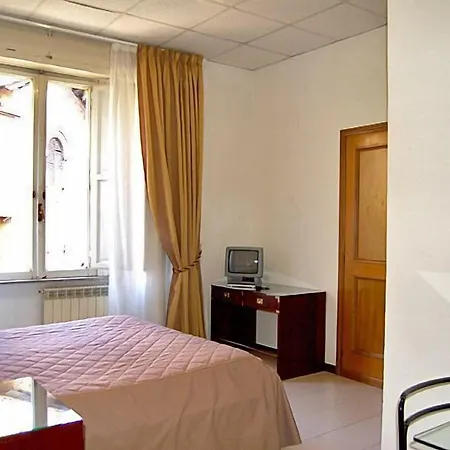 Y Residencia Tassoni Roma