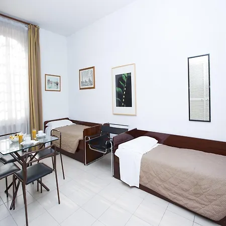 Y Residencia Tassoni Roma