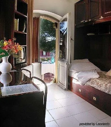 Tassoni Hotel apartamentowy Rzym