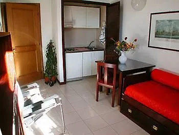 Hotel apartamentowy Tassoni 3*