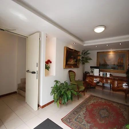 Hotel apartamentowy Tassoni