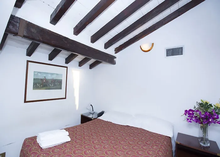 Tassoni Apart-hotel 3*